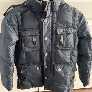 Pajar kids jacket in beautiful navy Pajar color with fur trimmed hood